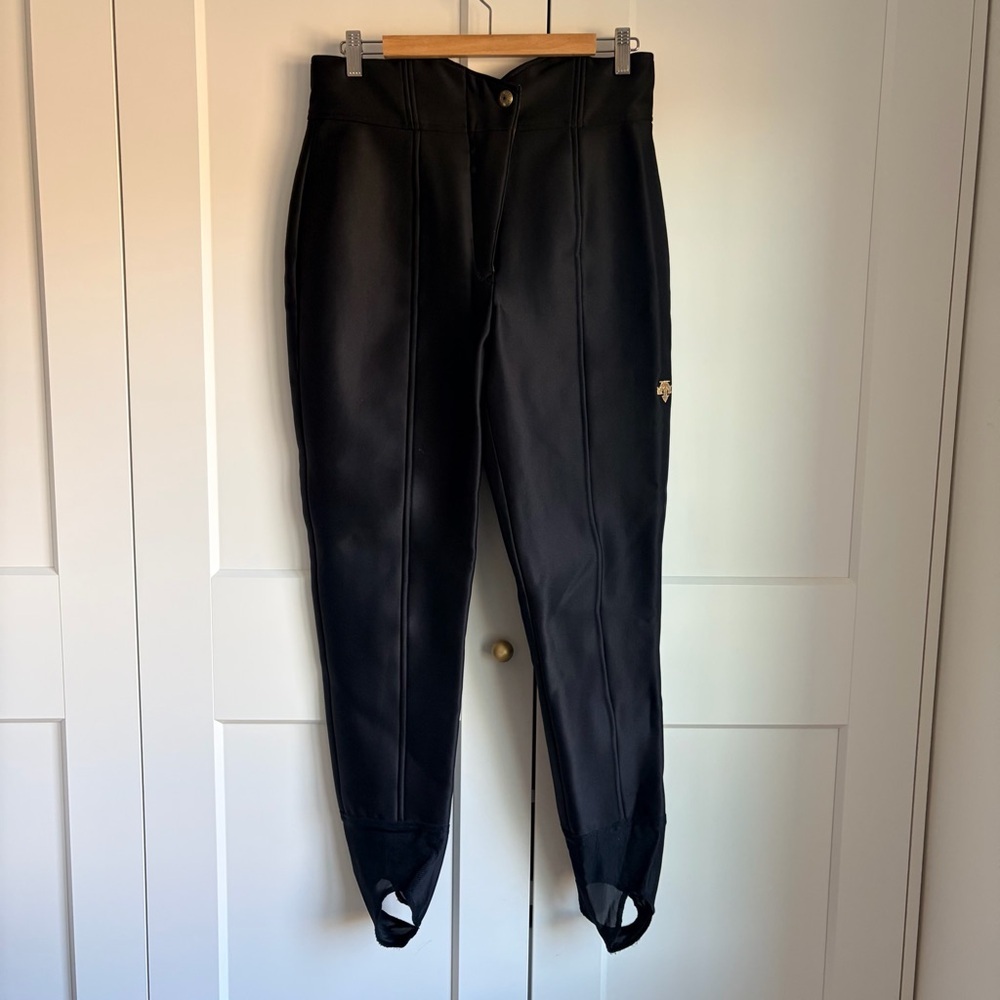 Descente Black Stirrup Ski Pants Gold and Black Logo | 8
